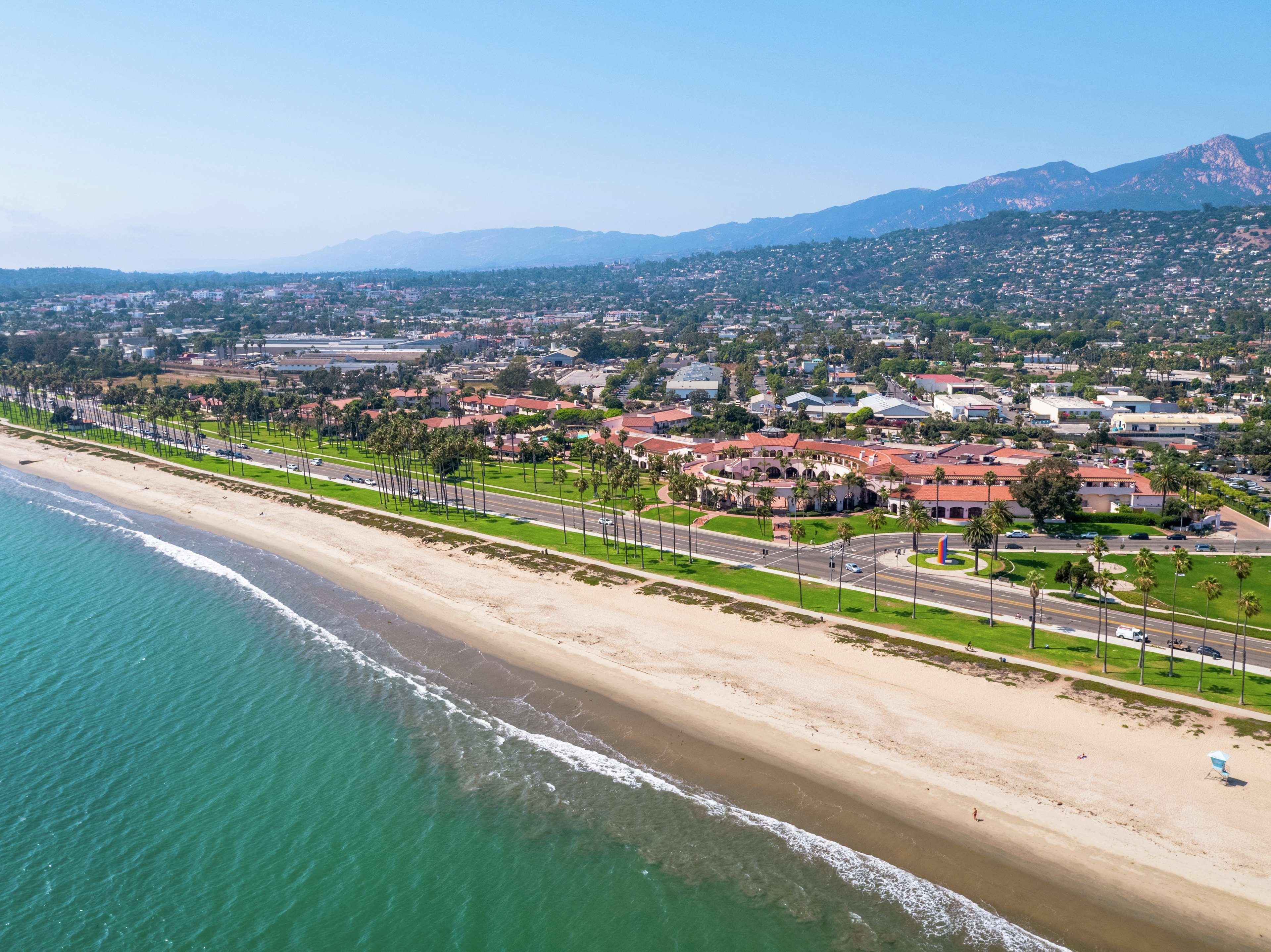 Hilton Santa Barbara Beachfront Resort Eksteriør bilde