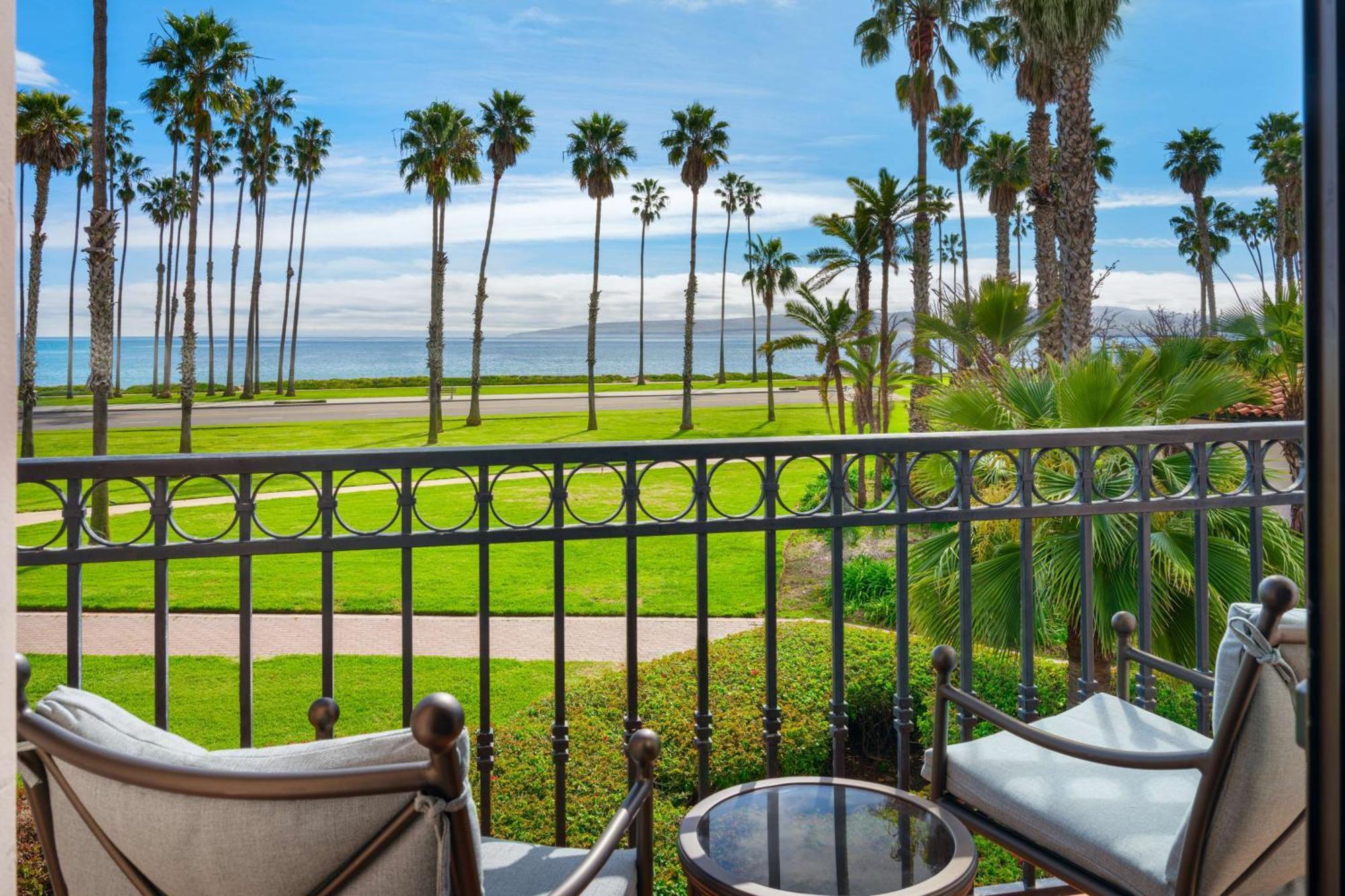 Hilton Santa Barbara Beachfront Resort Eksteriør bilde